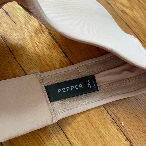 Pepper Strapless Bra - Picture 2 of 4